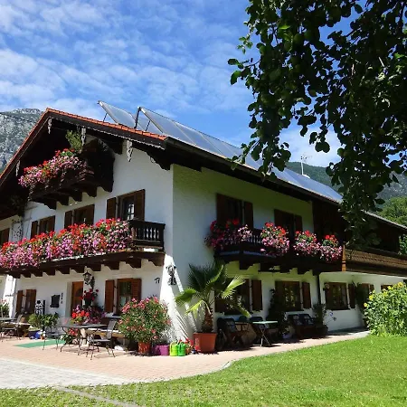 Auhaus *