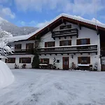 Auhaus *